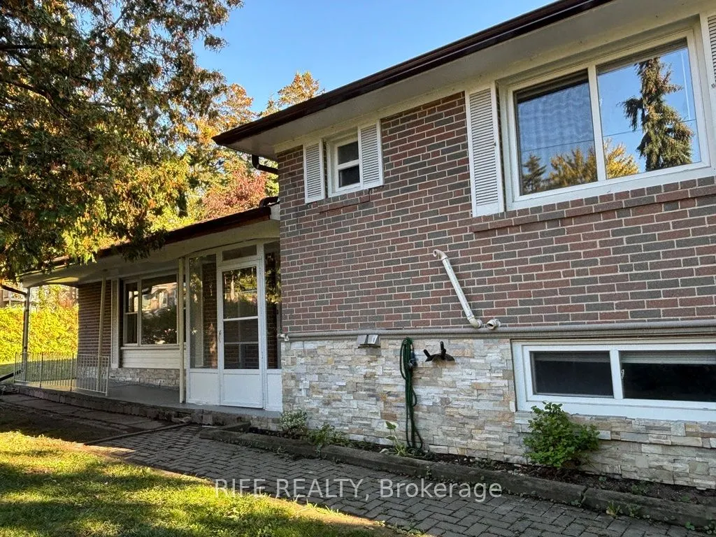 164 Shaughnessy Boulevard