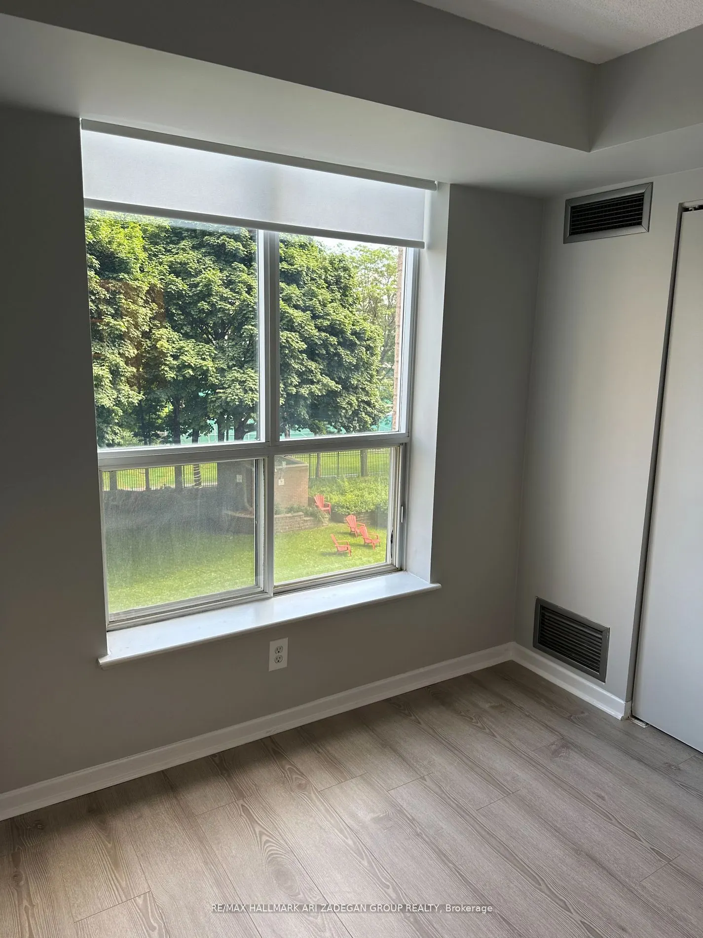 21 Overlea Boulevard, #312