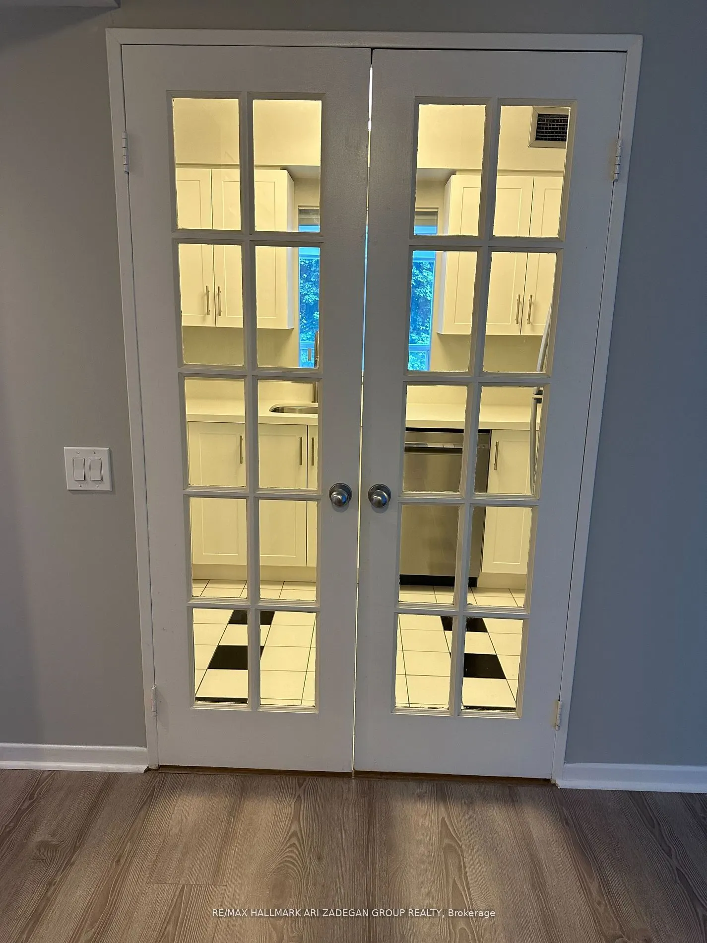 21 Overlea Boulevard, #312