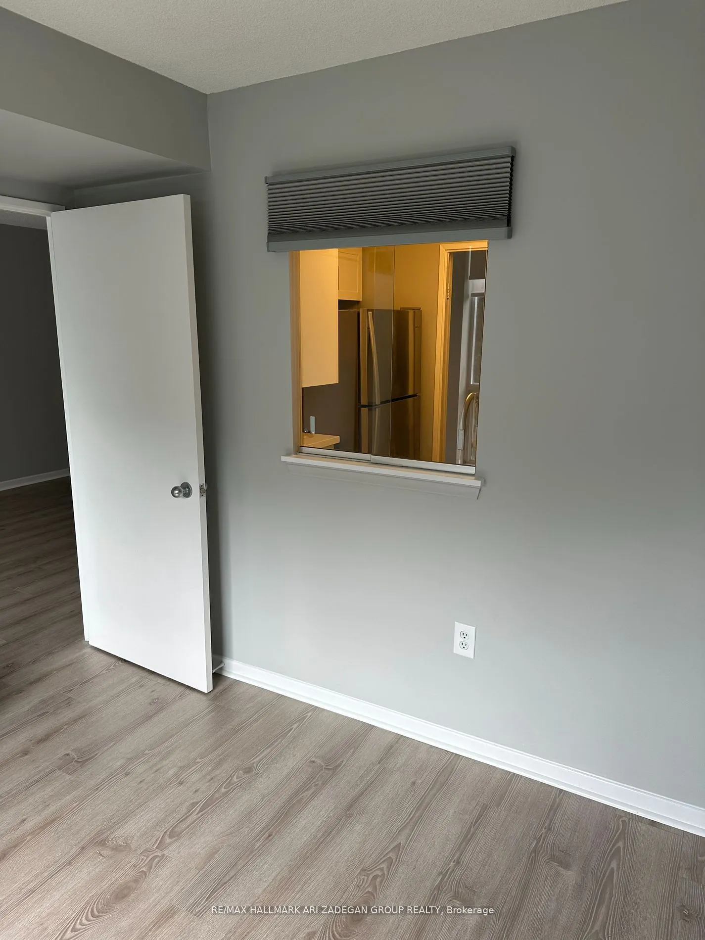 21 Overlea Boulevard, #312