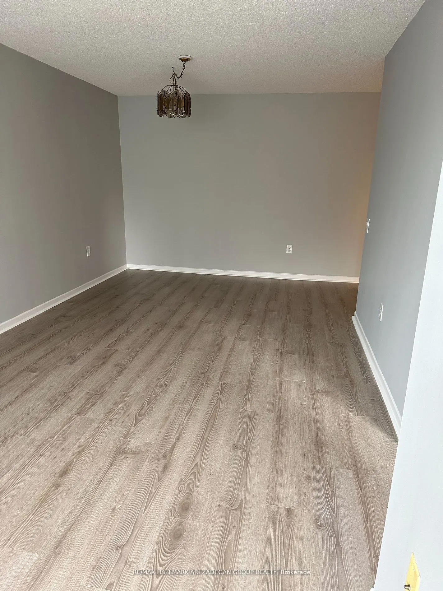 21 Overlea Boulevard, #312