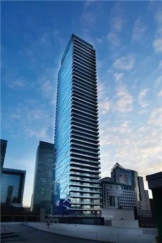 224 King Street W, #1102