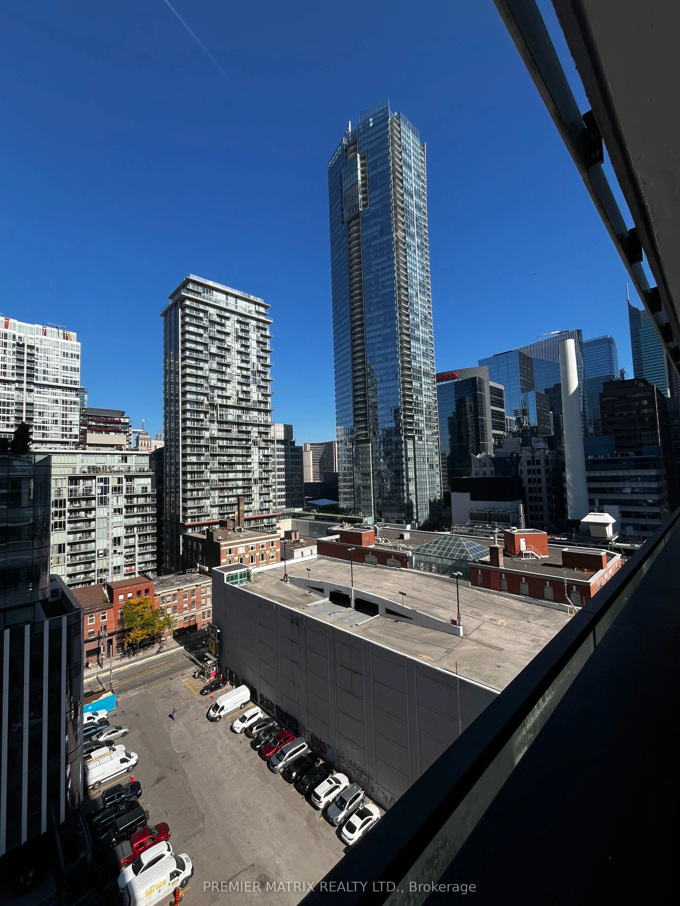 224 King Street W, #1102