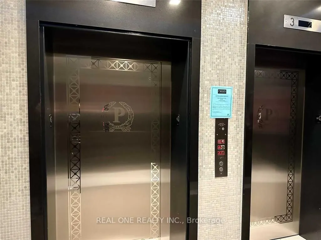 58 Orchard View Boulevard, #1004