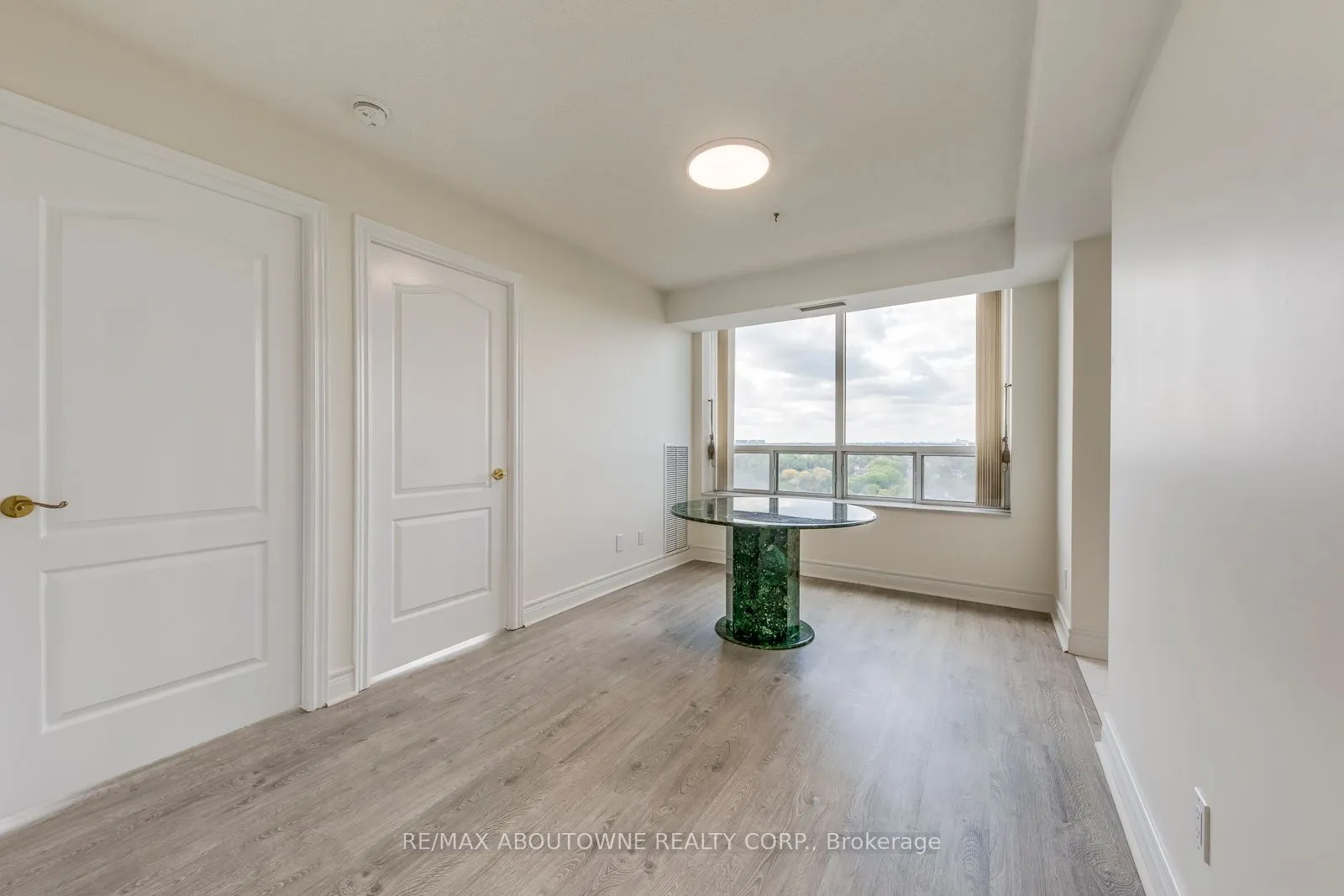5418 Yonge Street, #1805
