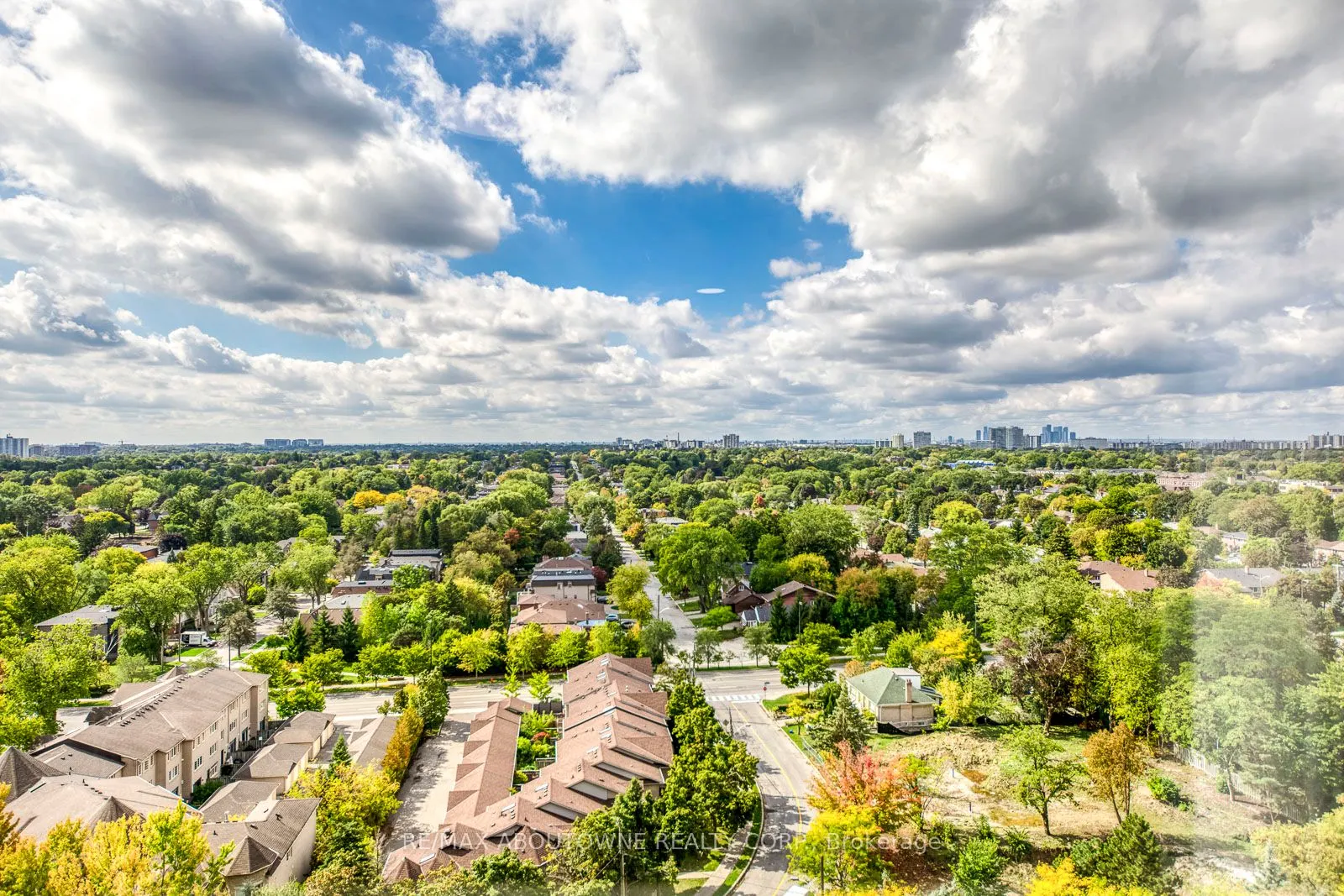 5418 Yonge Street, #1805