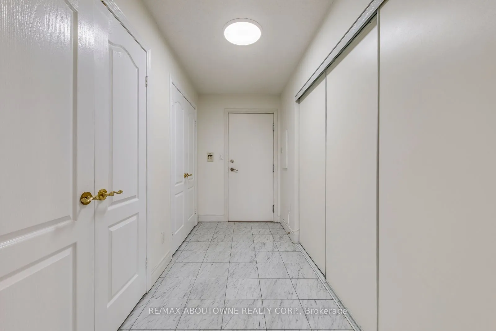 5418 Yonge Street, #1805