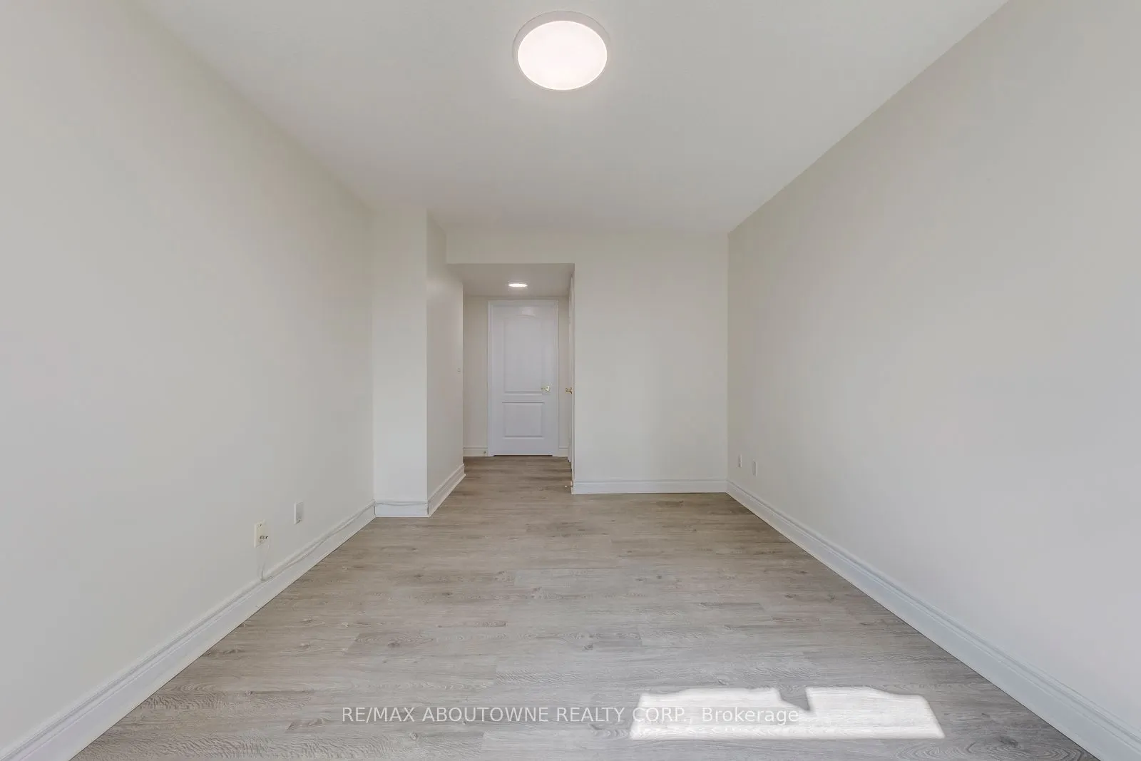 5418 Yonge Street, #1805