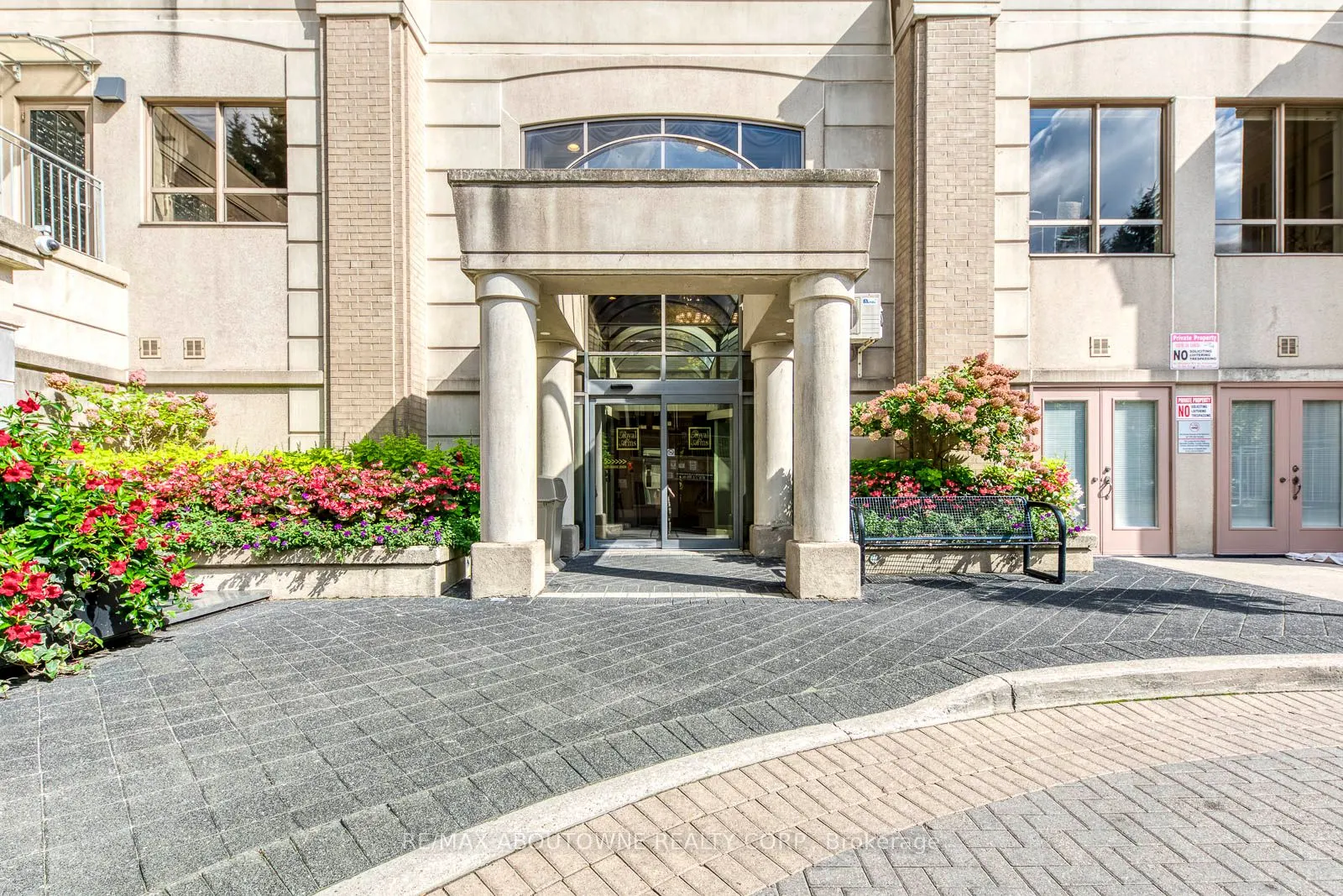5418 Yonge Street, #1805