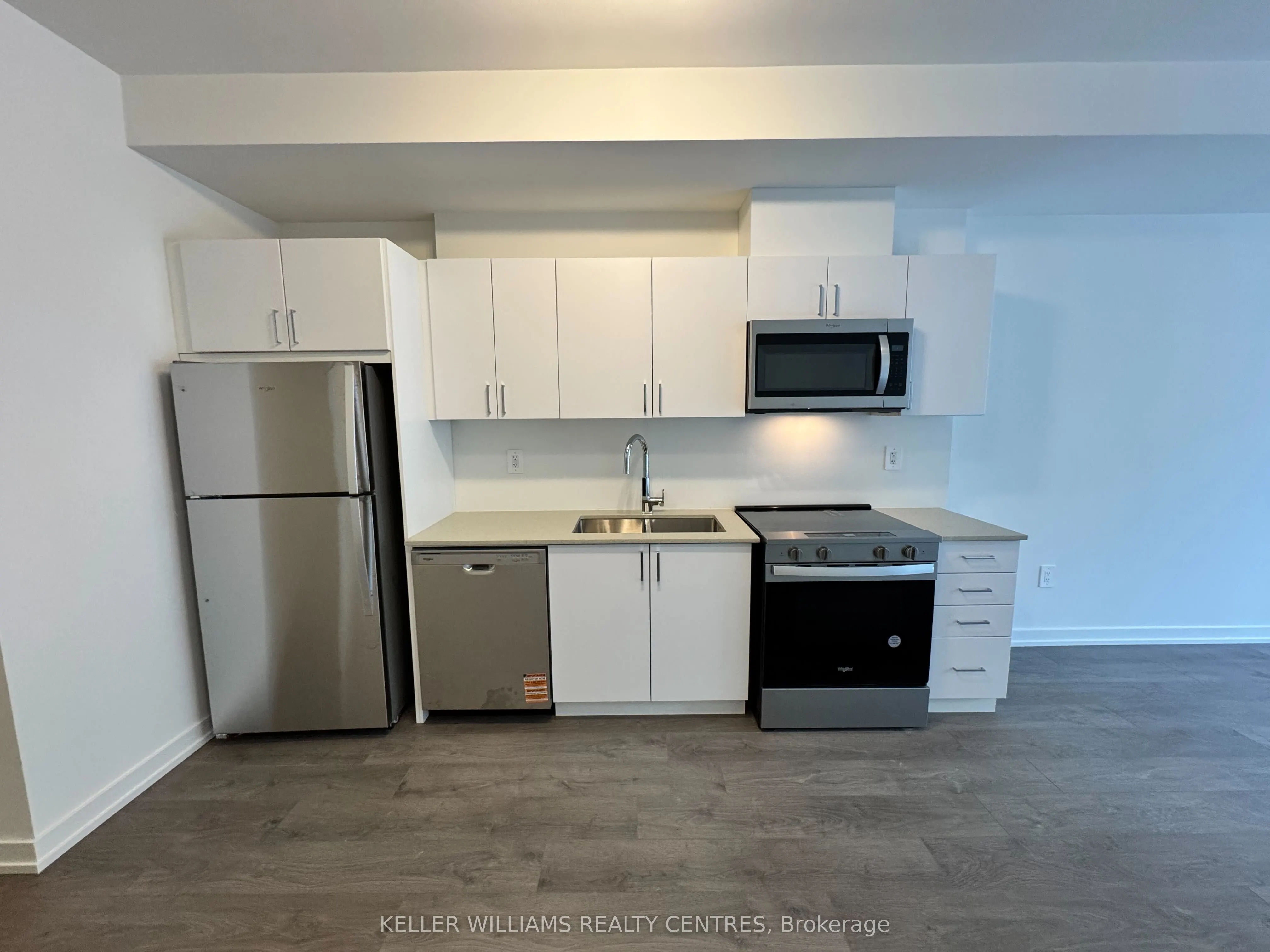 1680 Victoria Park Avenue, #216