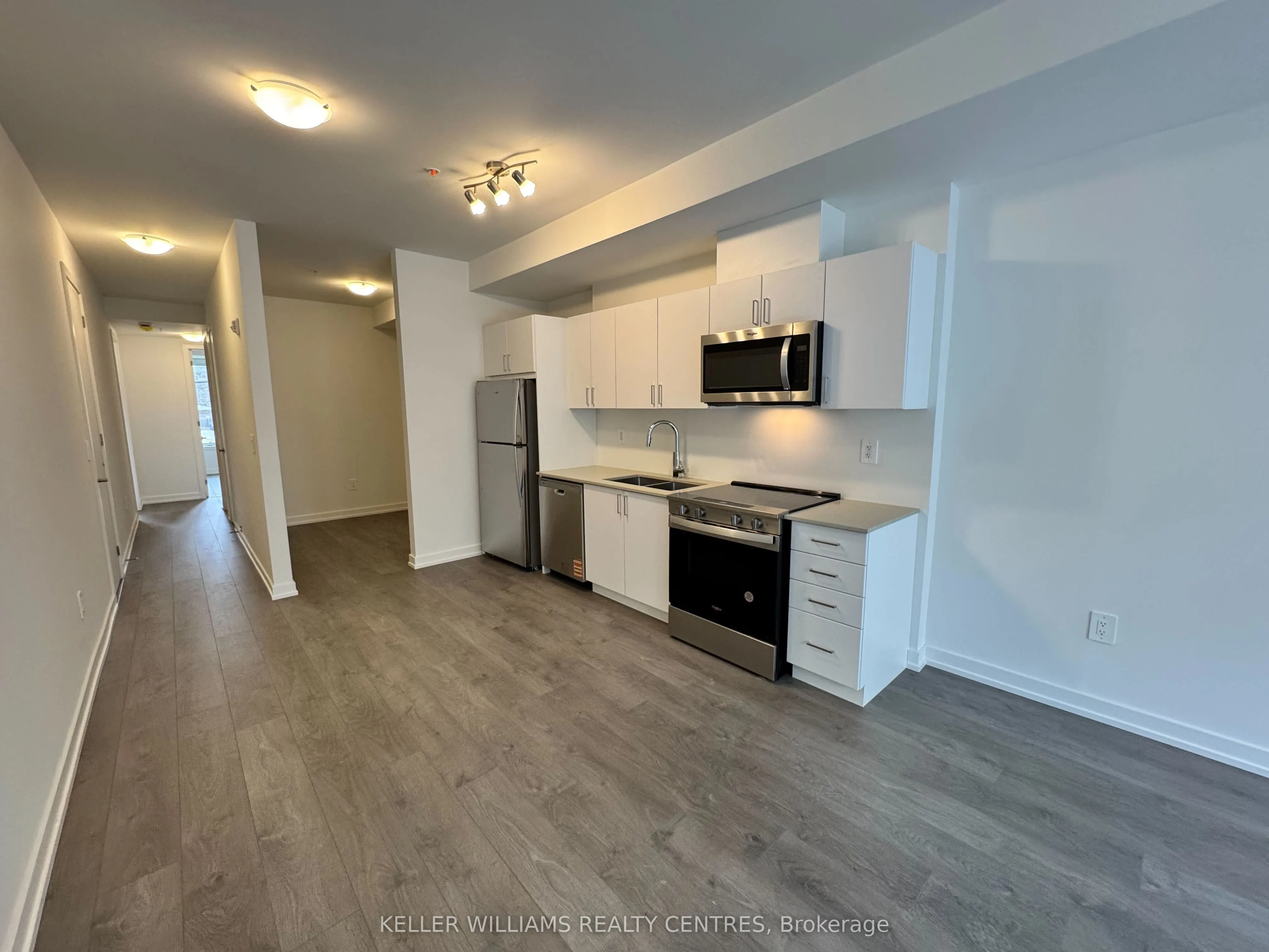 1680 Victoria Park Avenue, #216
