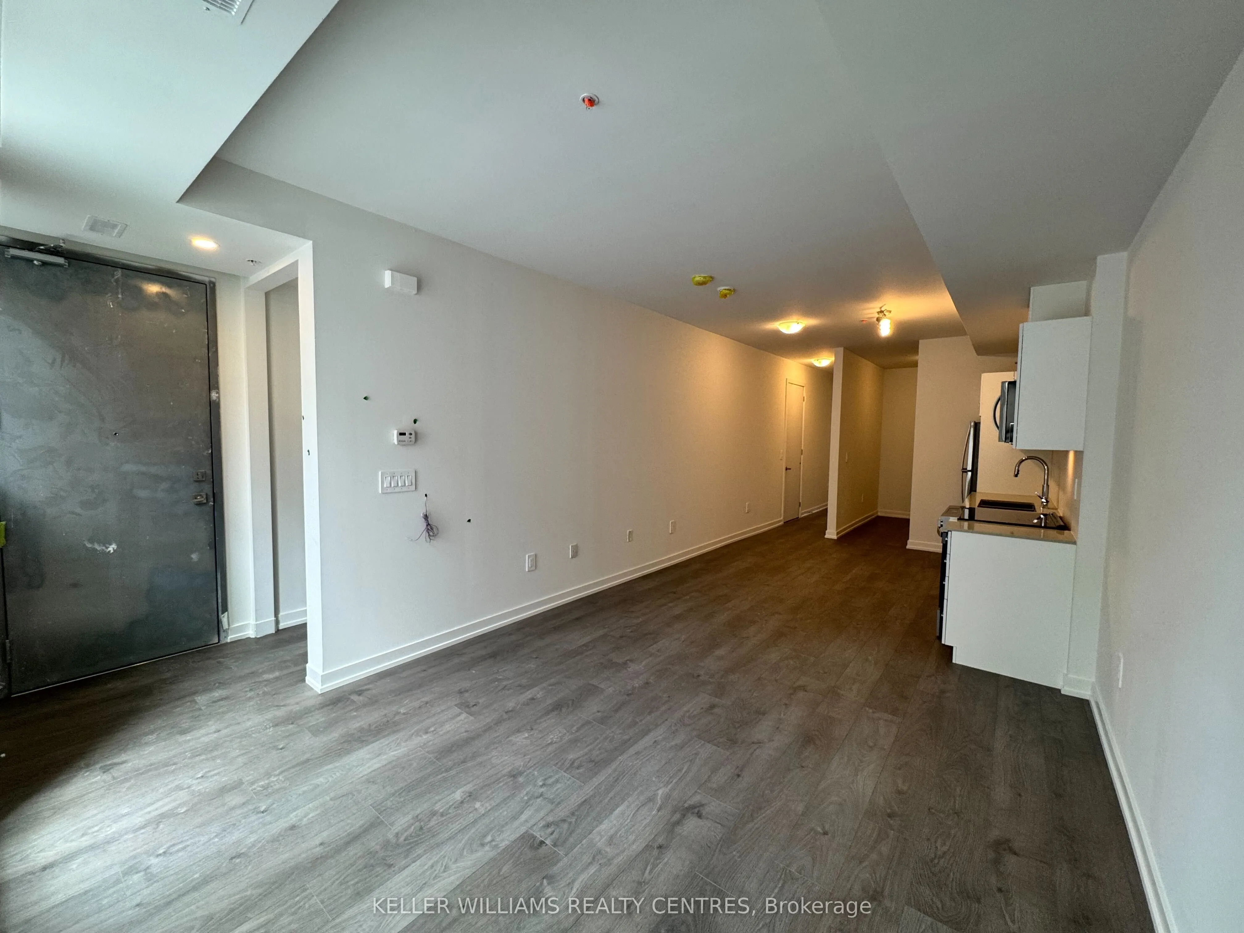 1680 Victoria Park Avenue, #216