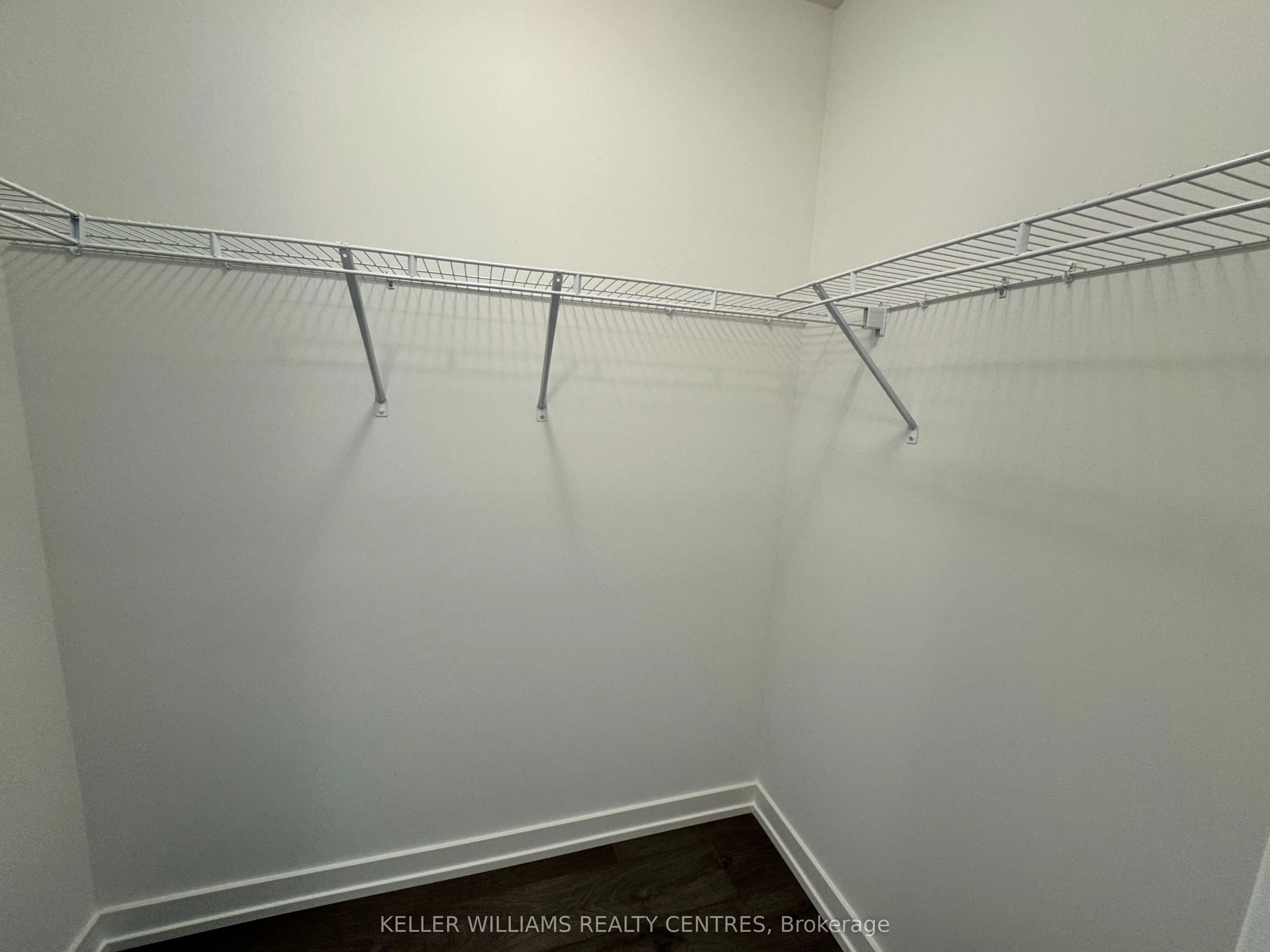 1680 Victoria Park Avenue, #216