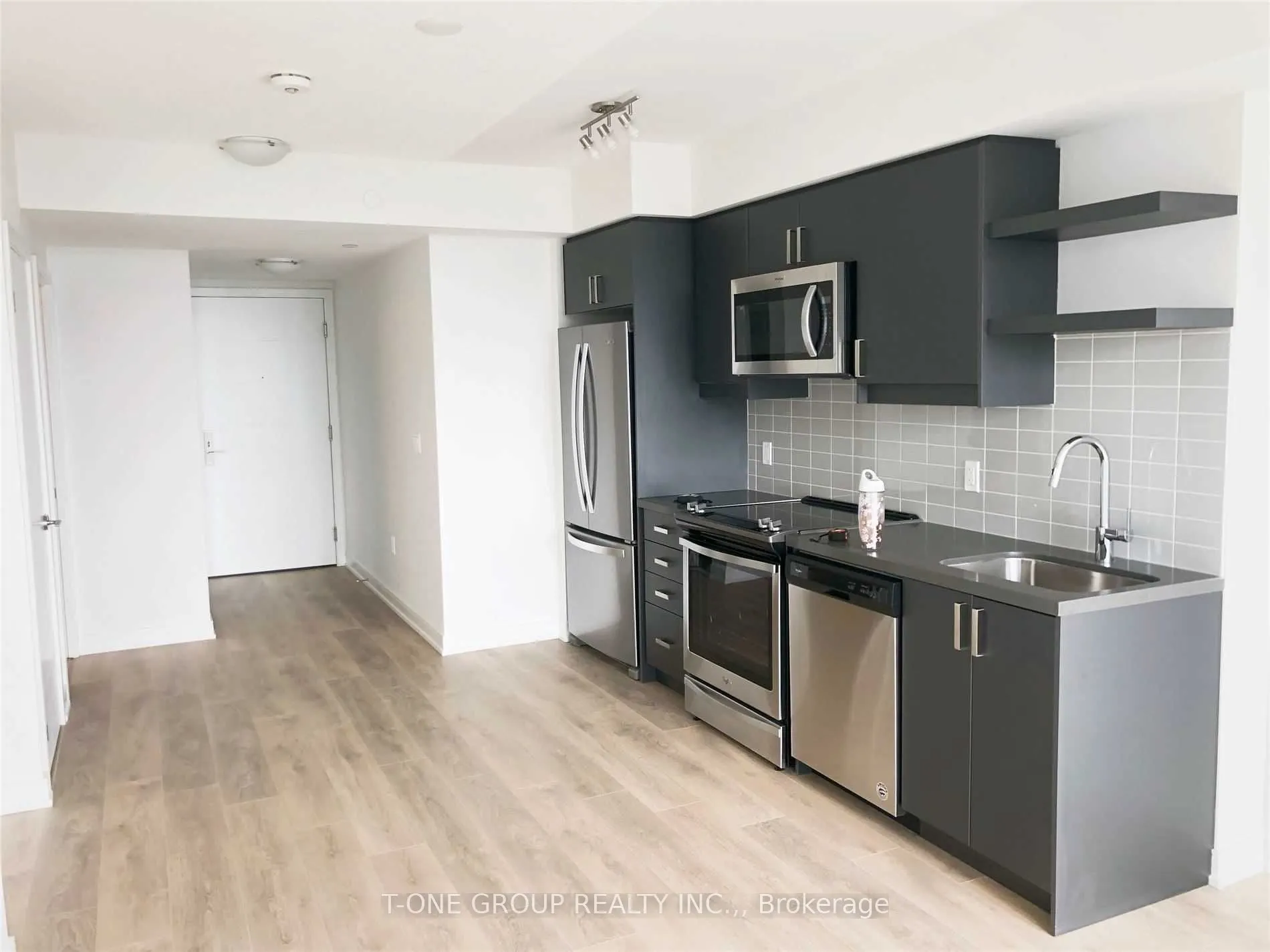 50 Wellesley Street E, #3909