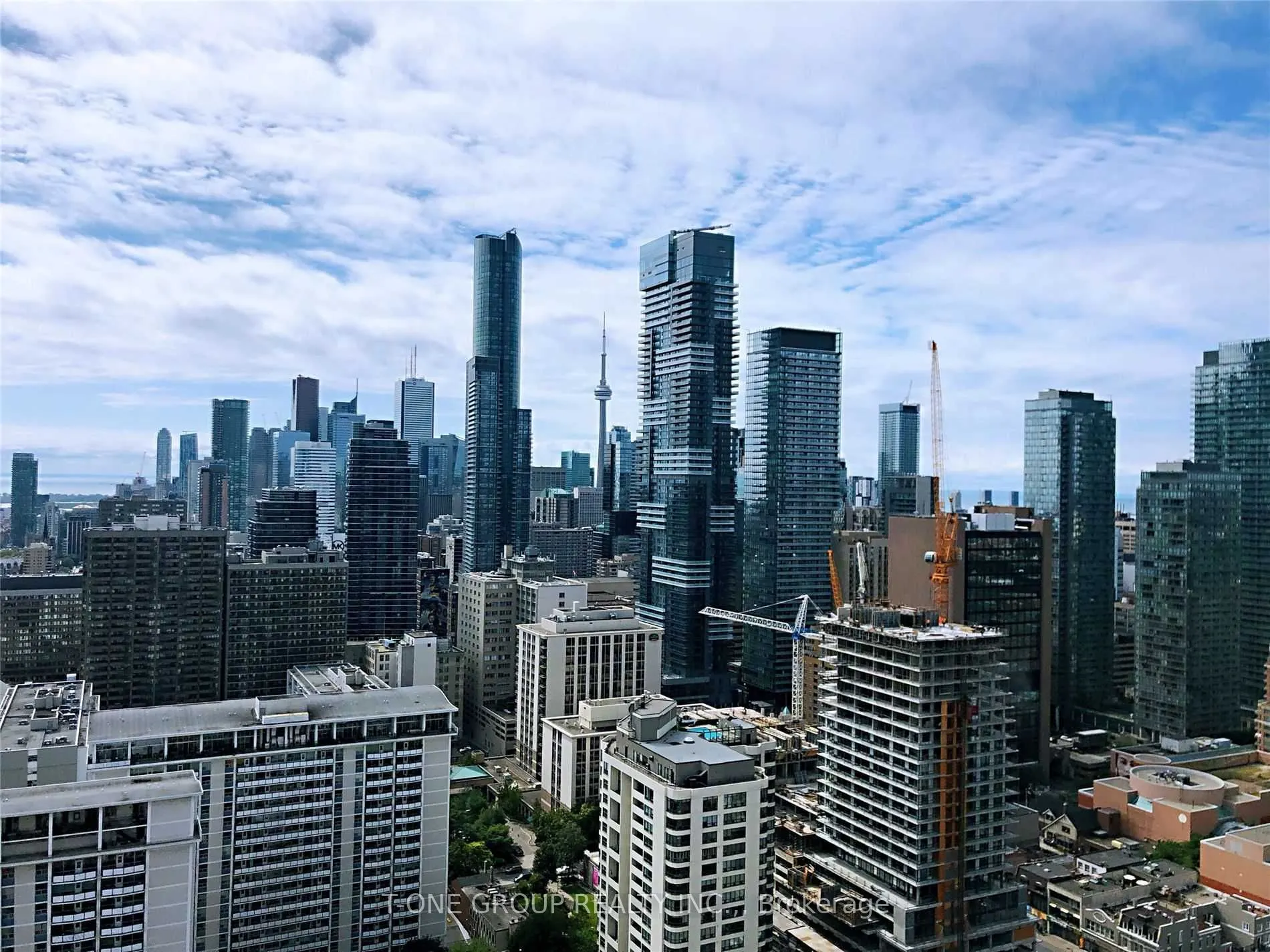 50 Wellesley Street E, #3909