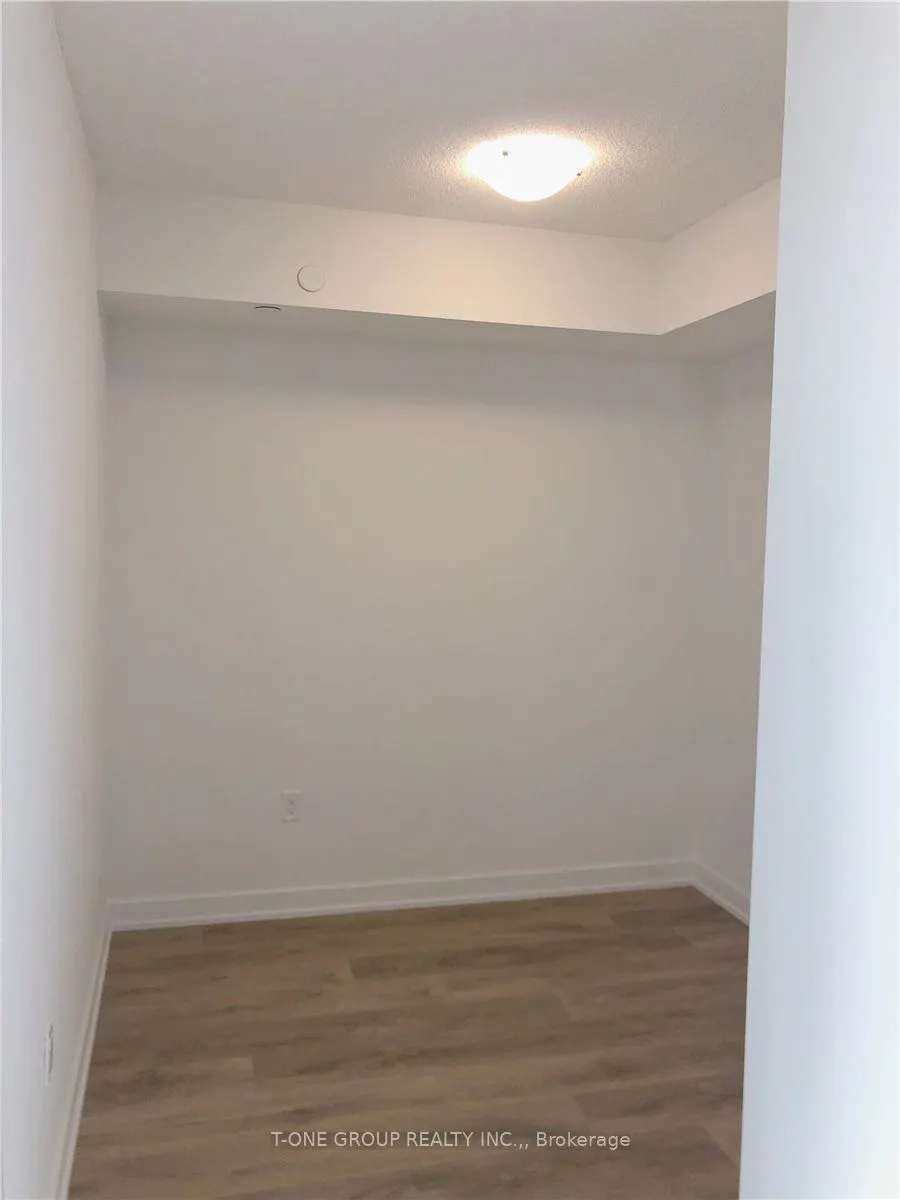 50 Wellesley Street E, #3909