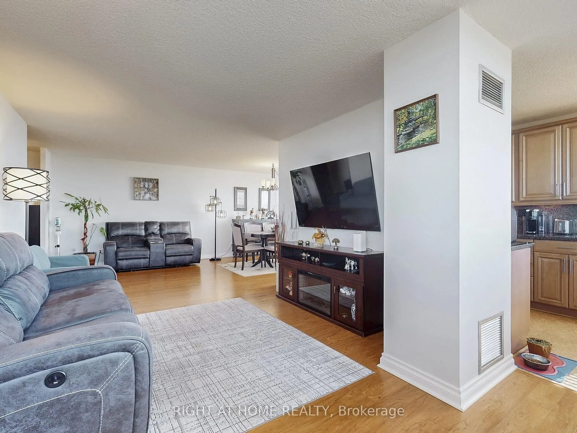 133 Torresdale Avenue, #2503