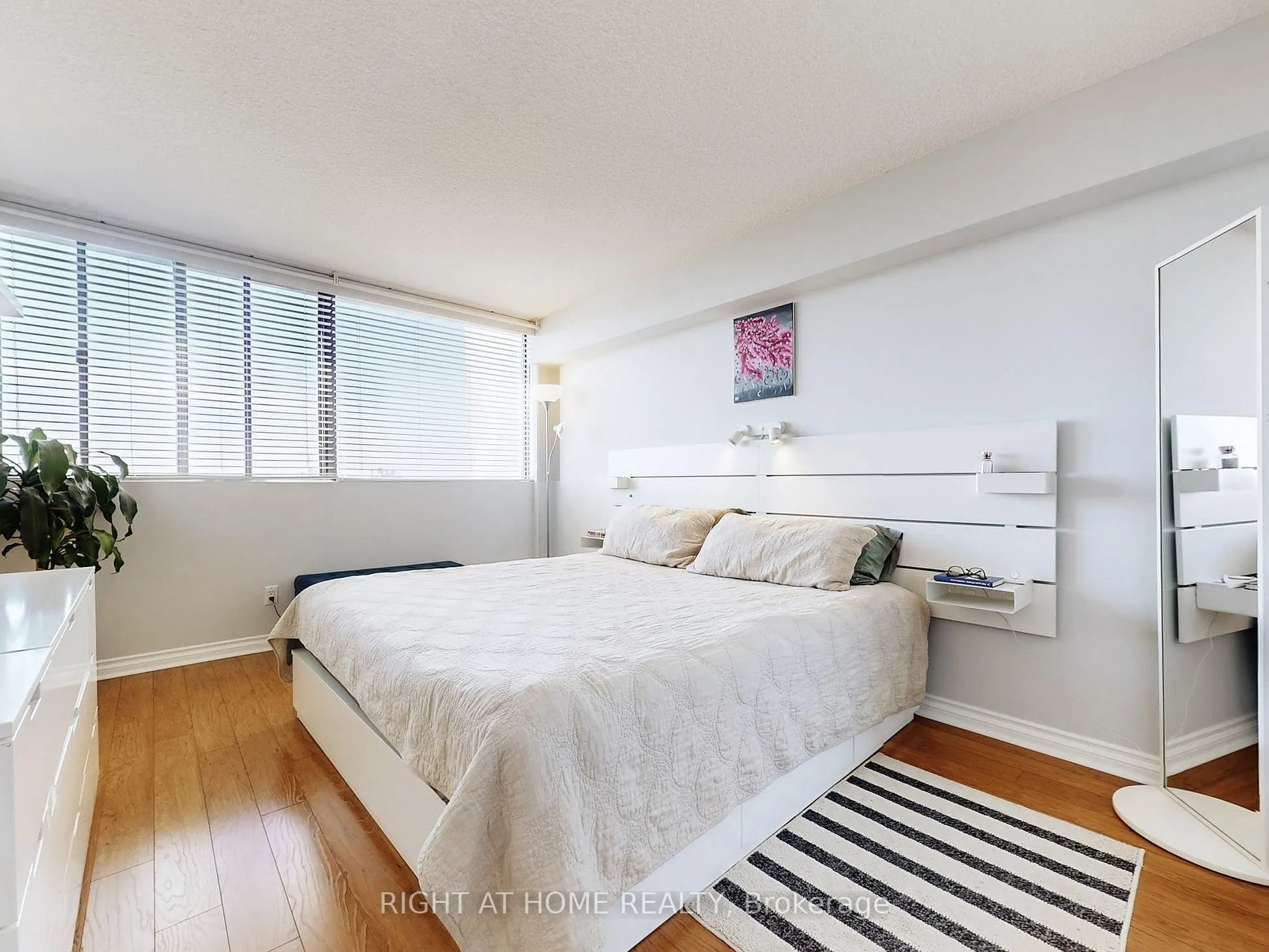 133 Torresdale Avenue, #2503