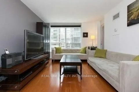 763 Bay Street, #1511