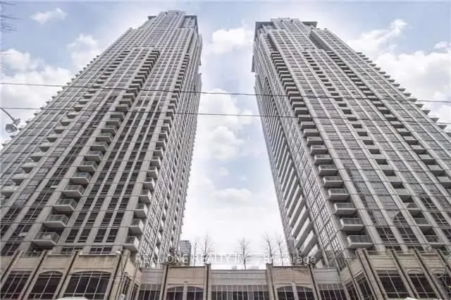 763 Bay Street, #1511