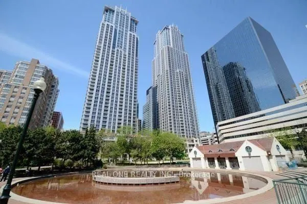 763 Bay Street, #1511