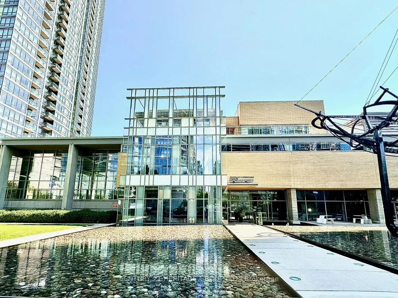 35 Mariner Terrace, #2211