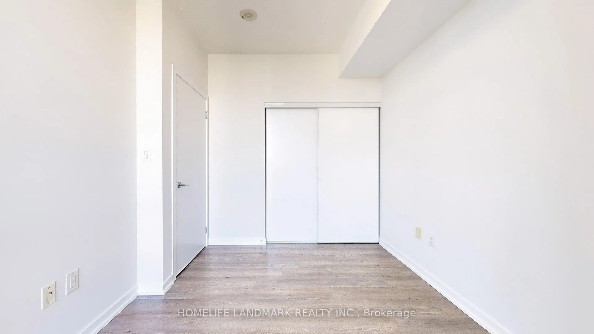 66 Forest Manor Road, #1208