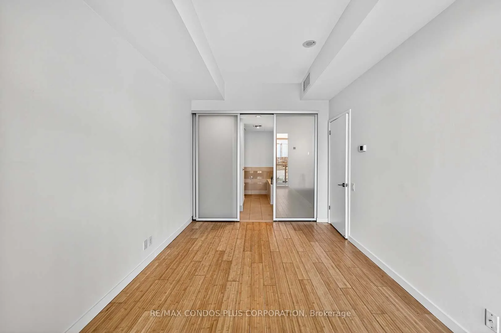 390 Cherry Street, #207