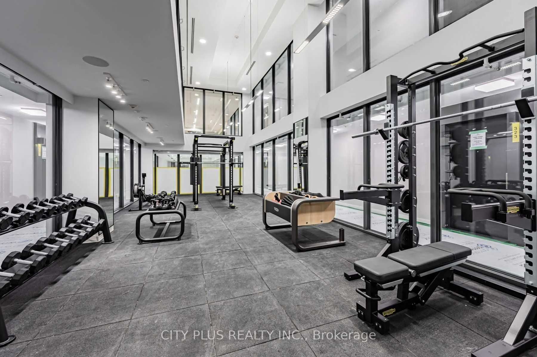 158 Front Street E, #307