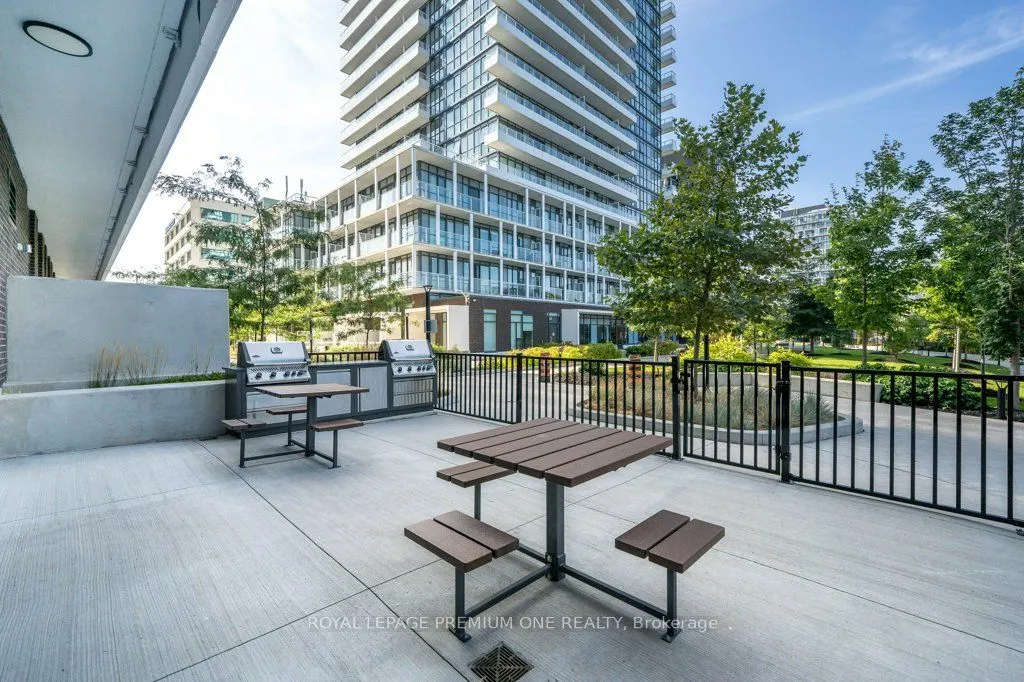 188 Fairview Mall Drive, #1608