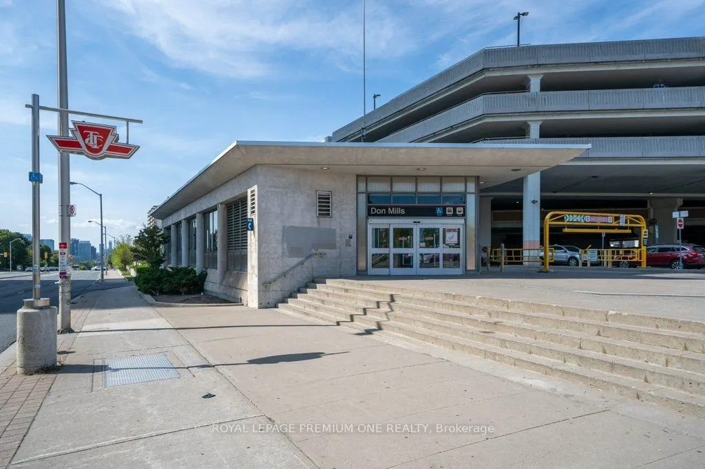 188 Fairview Mall Drive, #1608