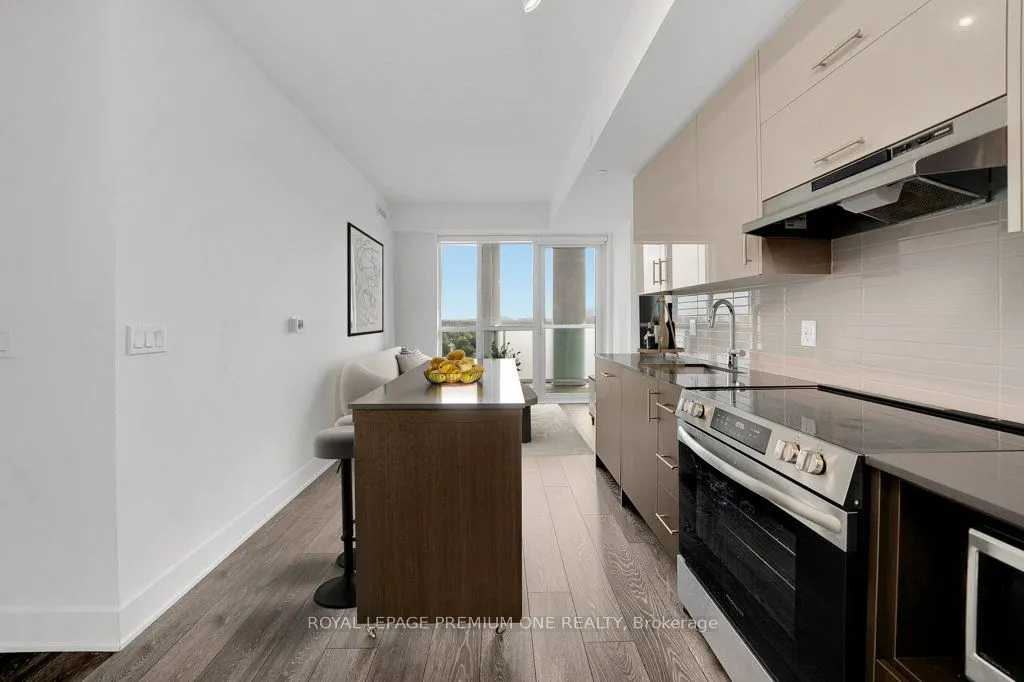 188 Fairview Mall Drive, #1608