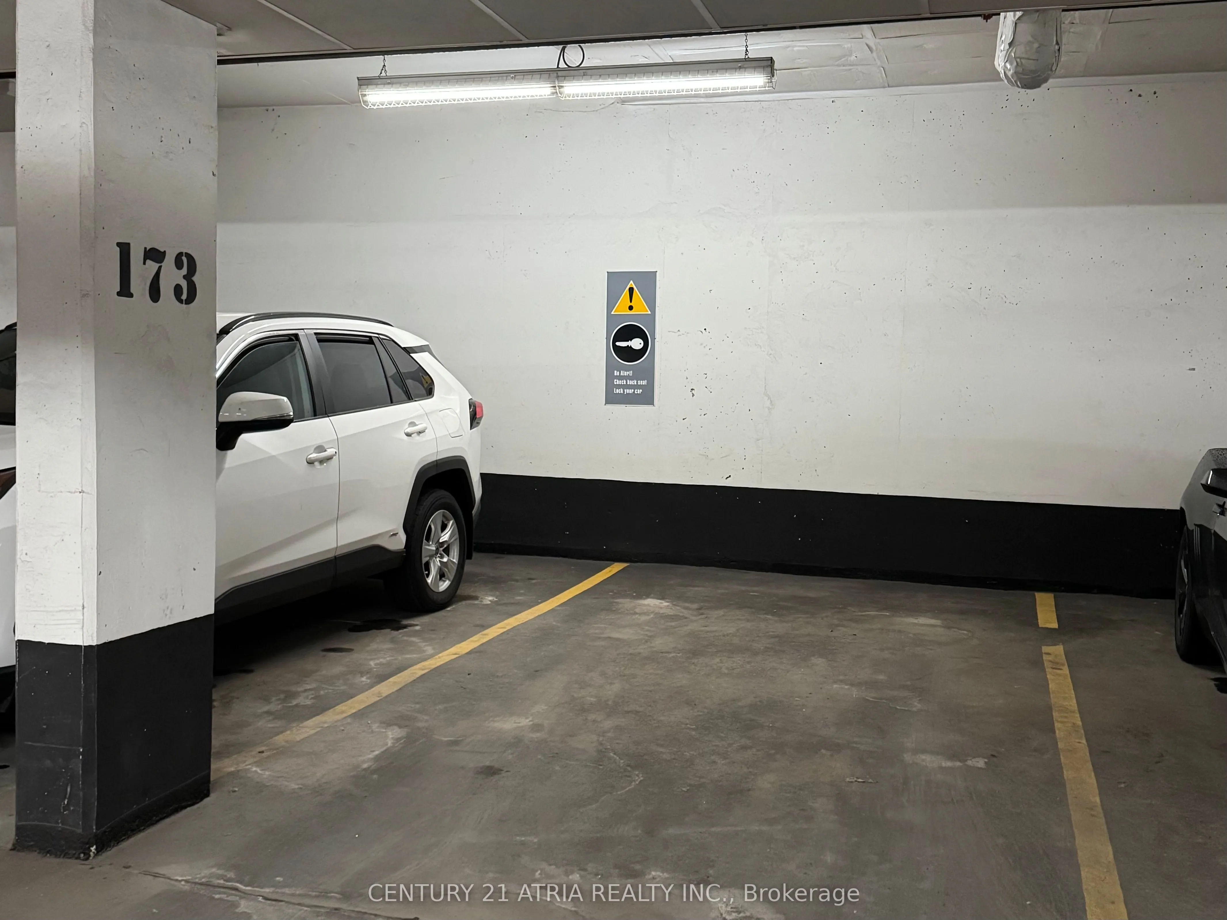 3 Rean Drive, #1111