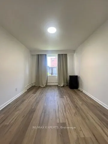 101 Kenwood Avenue, #2