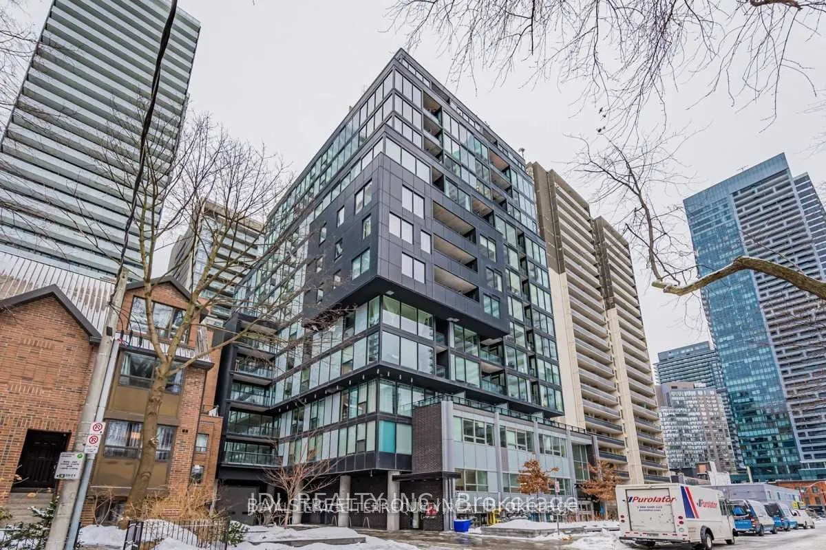 17 Dundonald Street, #304