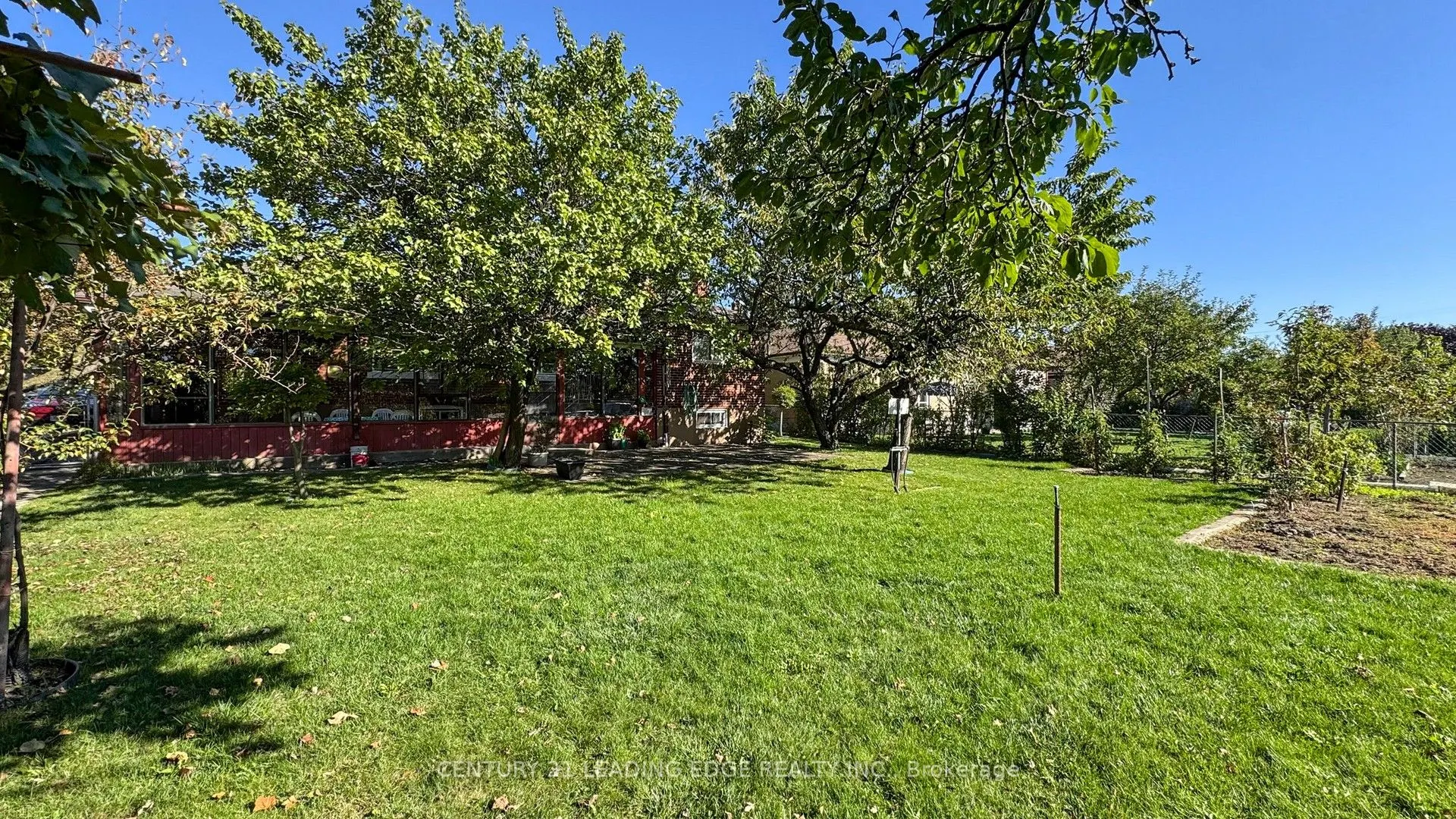 325 Waterloo Avenue