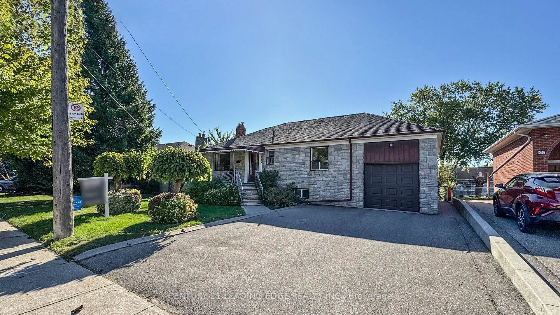 325 Waterloo Avenue