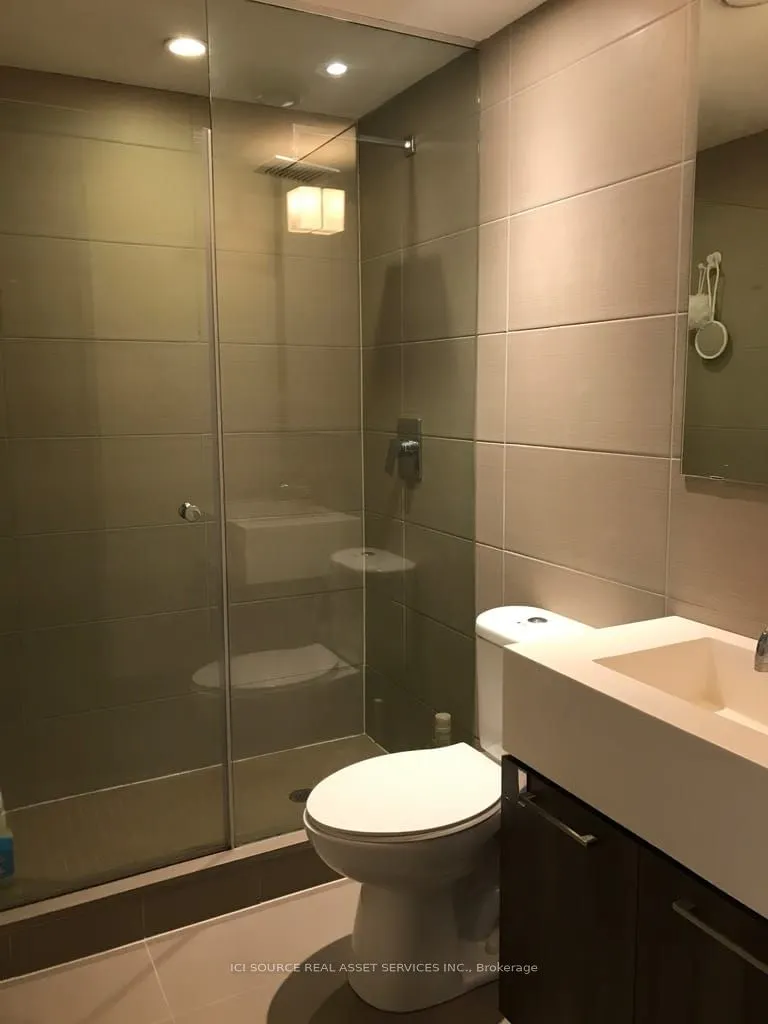 461 Adelaide Street W, #530