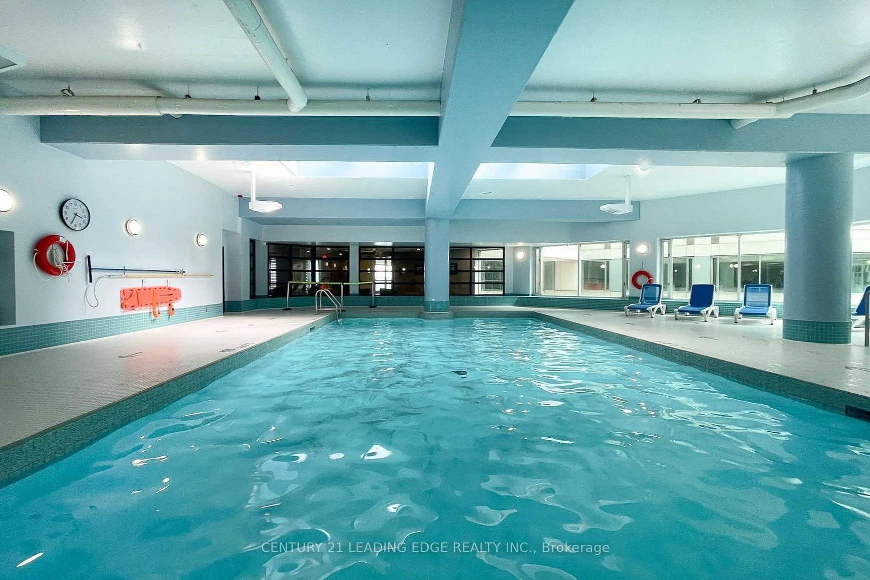 10 Queens Quay W, #607