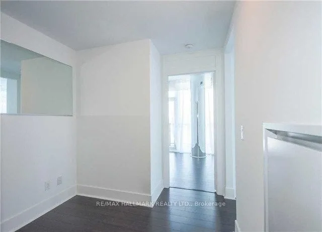 32 Davenport Road, #2003