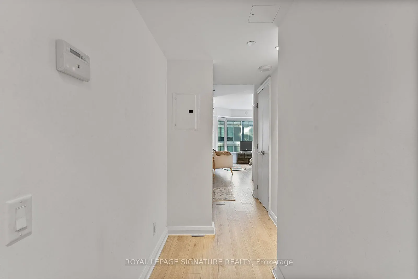 155 Yorkville Avenue, #1013