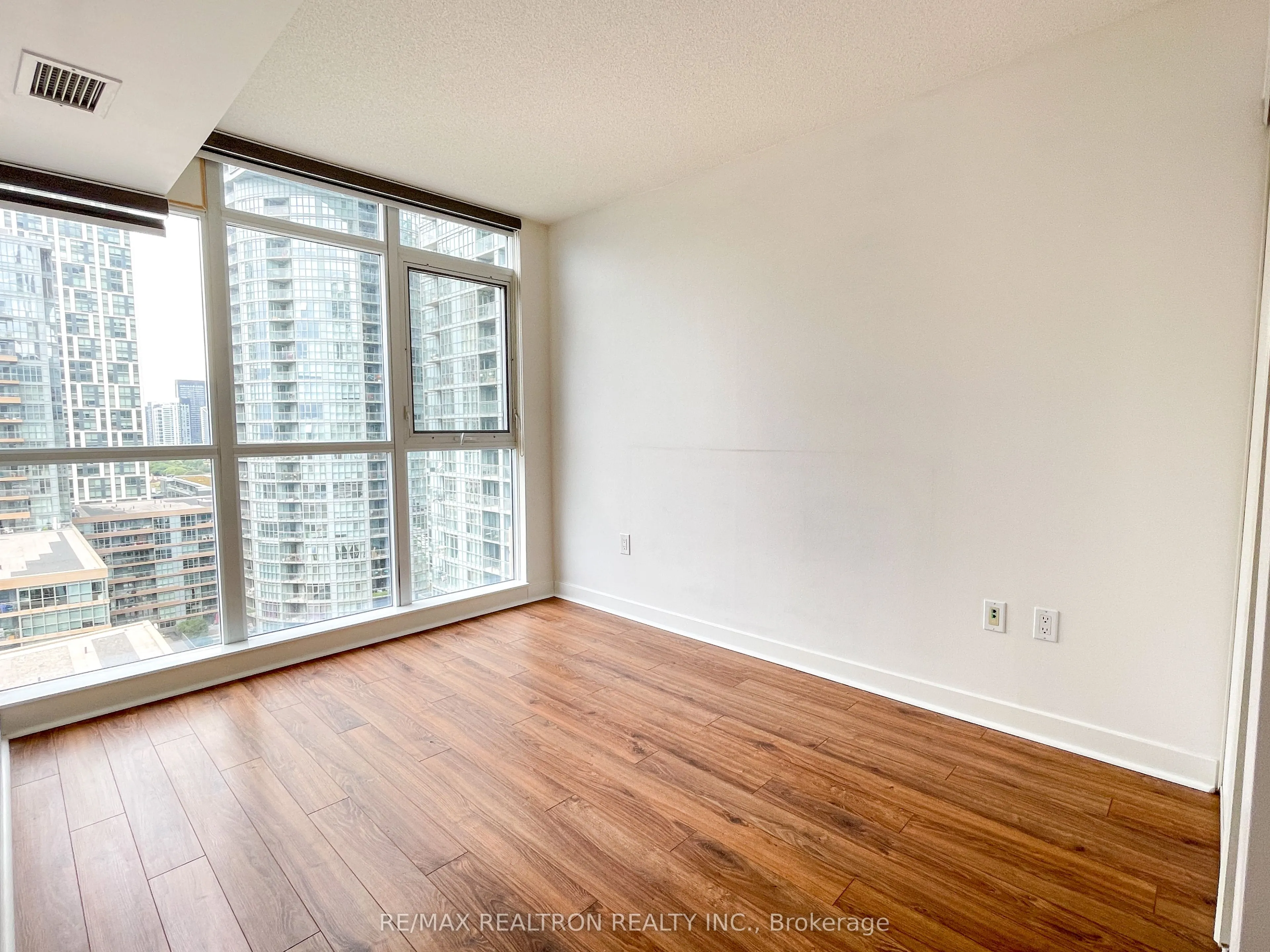 10 Capreol Court, #1810