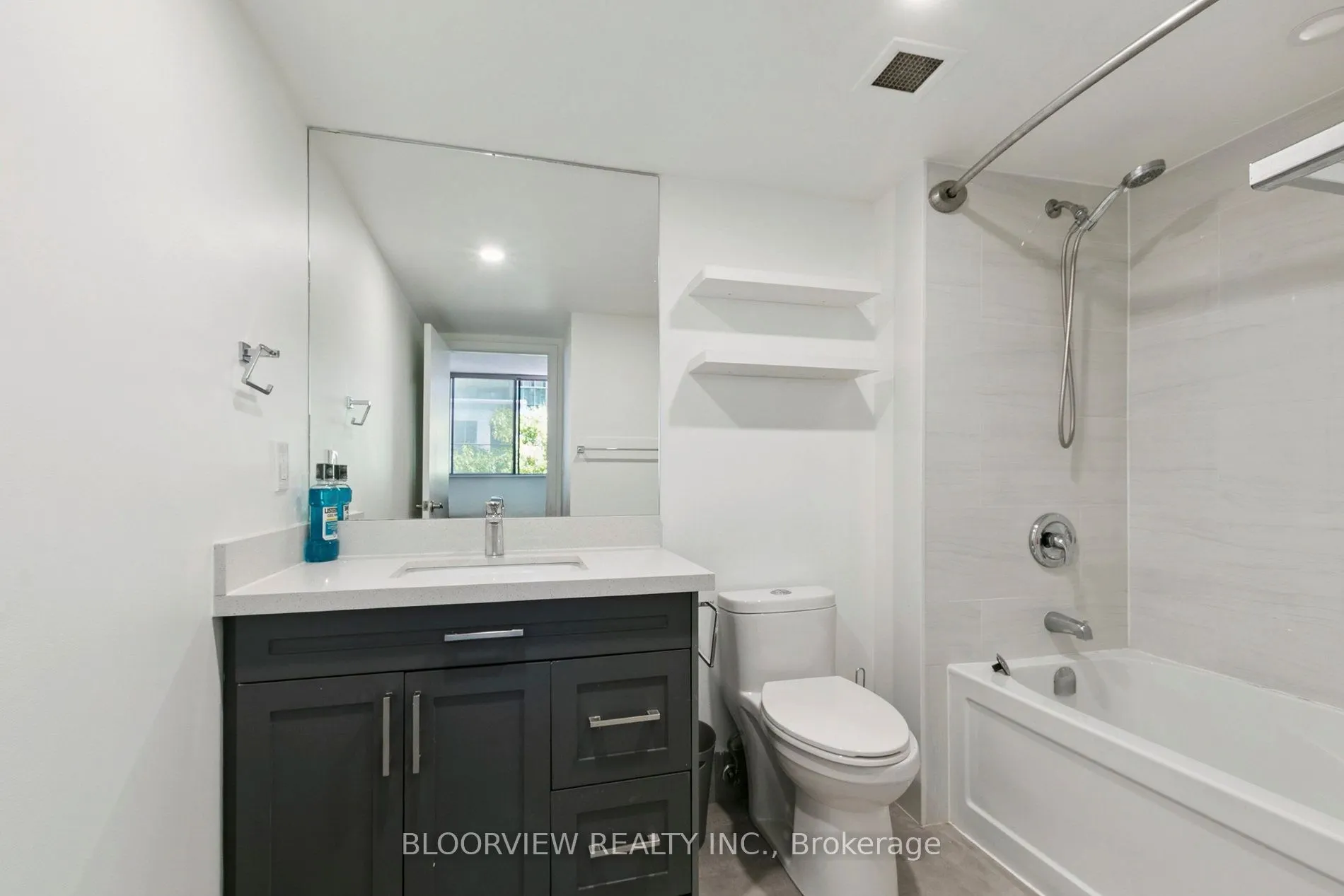 3 Duplex Avenue, #105