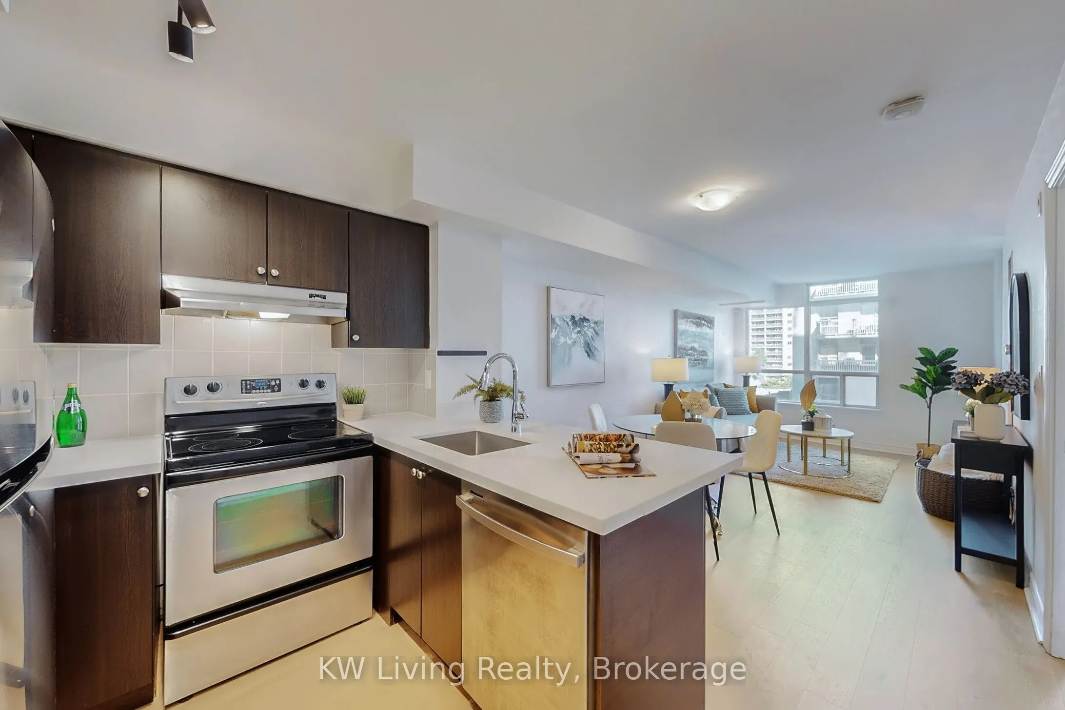 225 Wellesley Street E, #509
