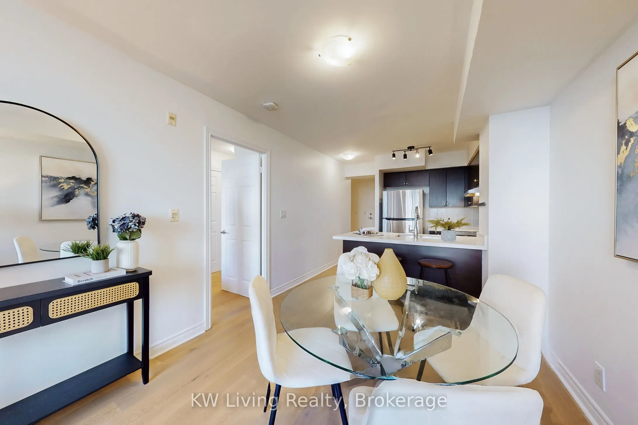 225 Wellesley Street E, #509