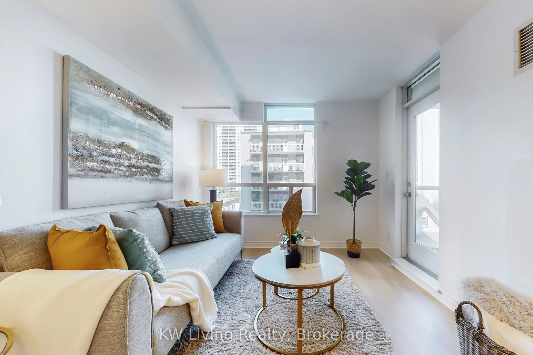 225 Wellesley Street E, #509