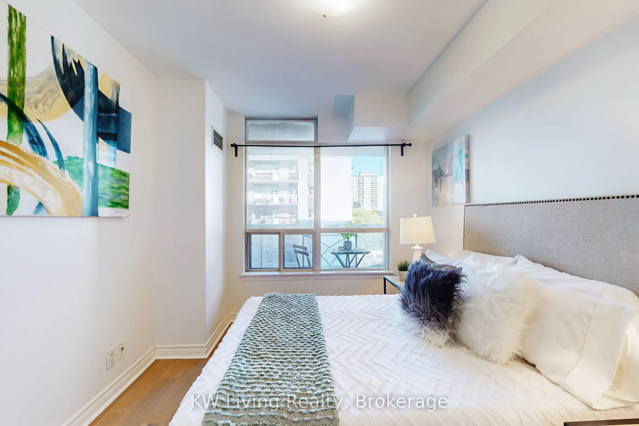 225 Wellesley Street E, #509