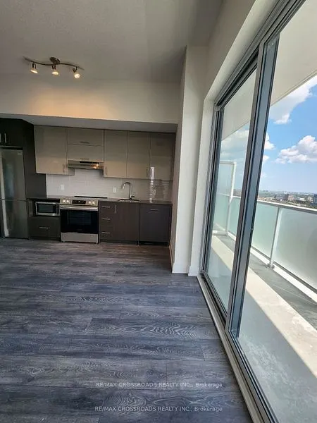 188 FAIRVIEW MALL Drive, #2710