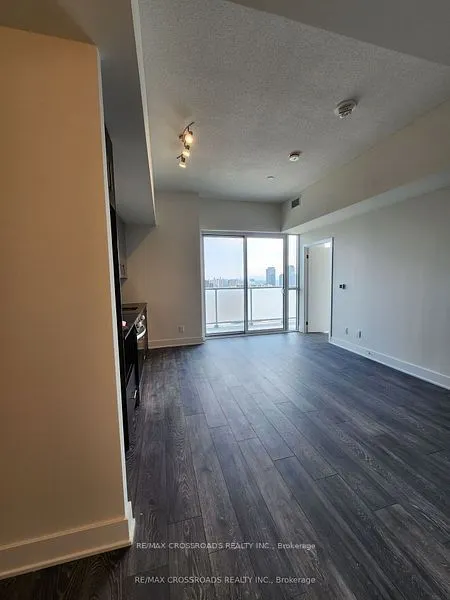 188 FAIRVIEW MALL Drive, #2710