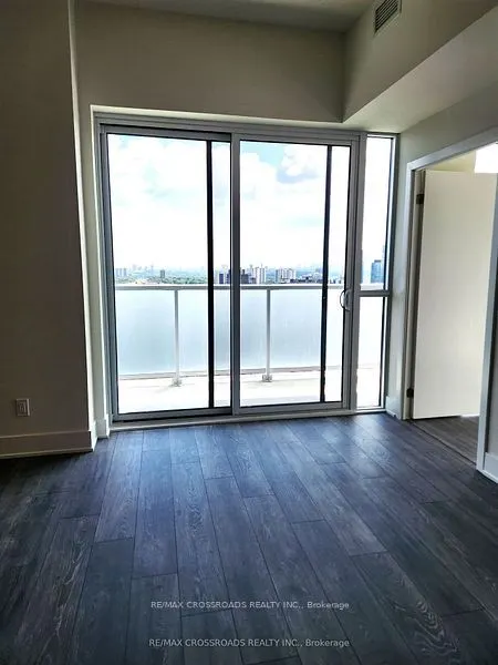188 FAIRVIEW MALL Drive, #2710